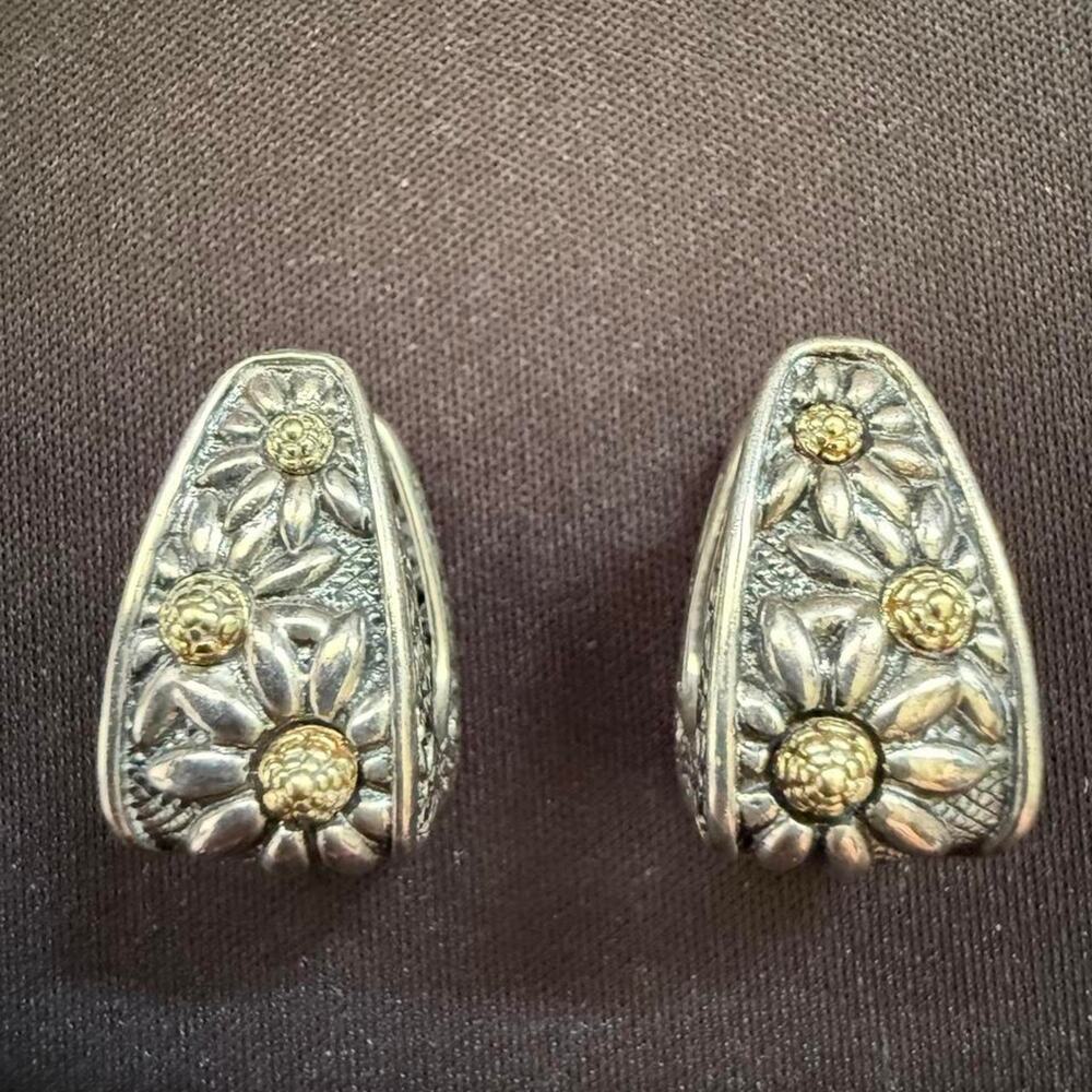Vintage beautiful flower cage style 14k earrings